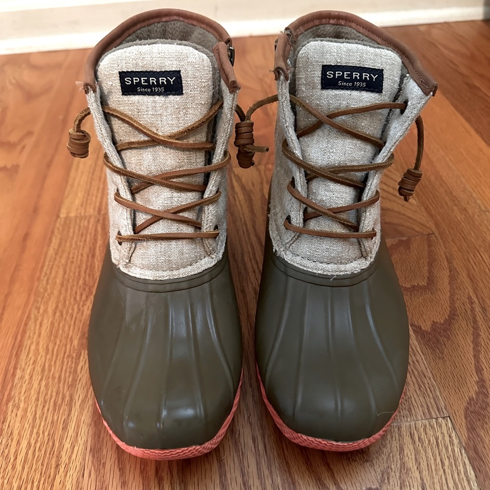Women’s Saltwater Duck Boots- Size 9 1/2
